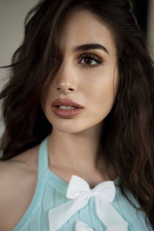 Йасмине Соофи