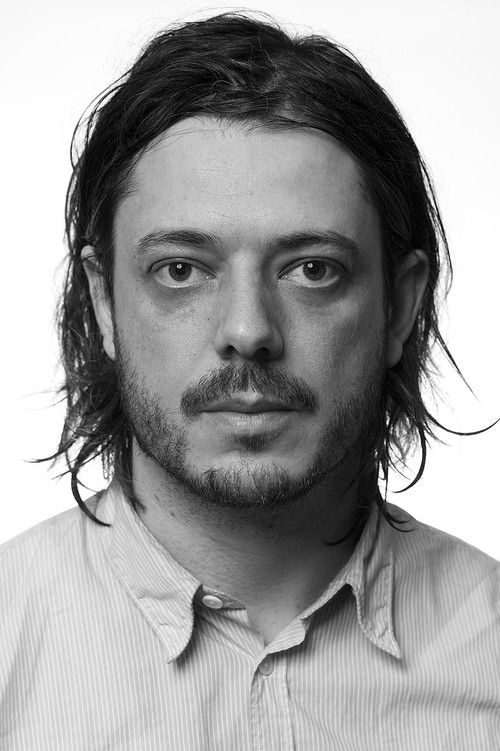 Бенедицт Андреwс