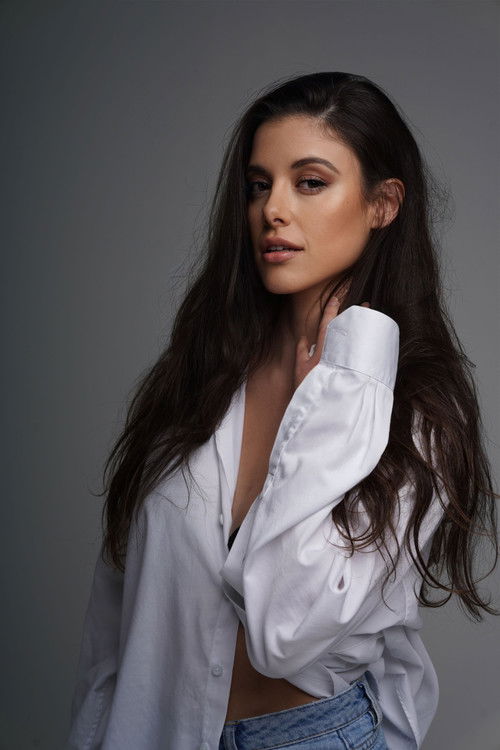 Сиенна Стасс