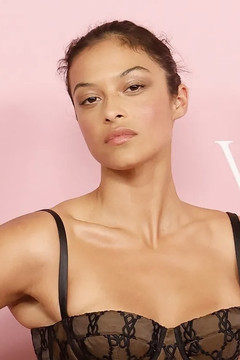 Девйн Гарциа