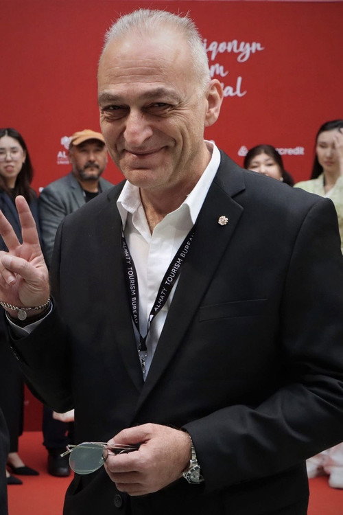 Артйом Азарйан