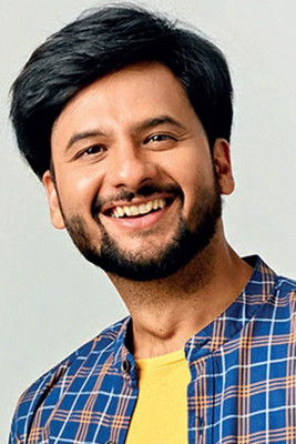 Дхванит Тхакер