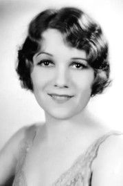  Вивьен Сигал