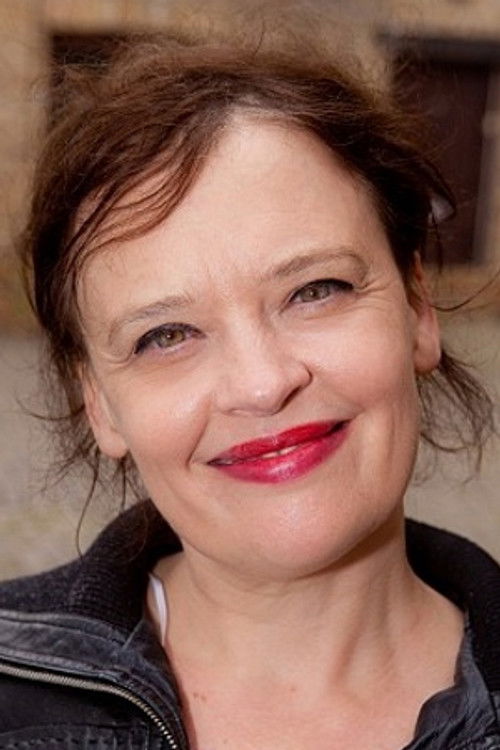 Бернадетте Русселл