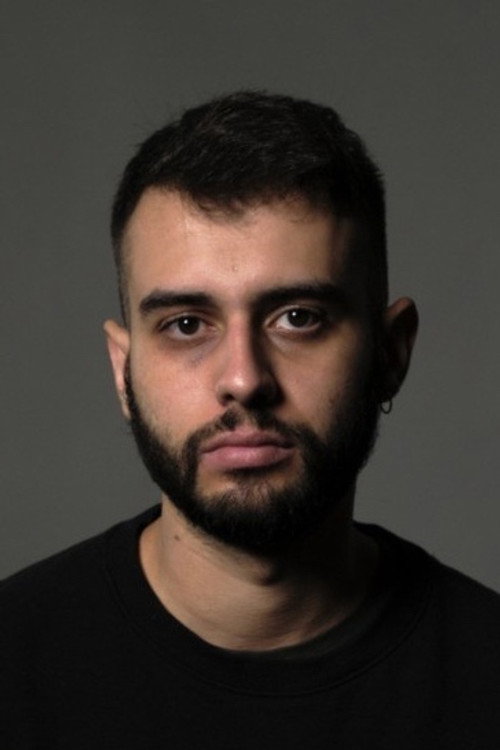 Мануел Лáзаро