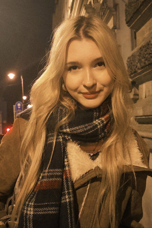 Вицторииа Лебед