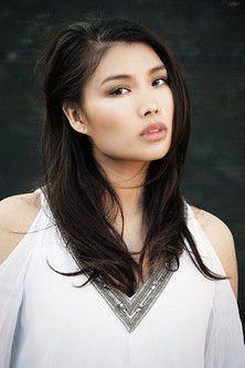 Jиаойинг Лианг