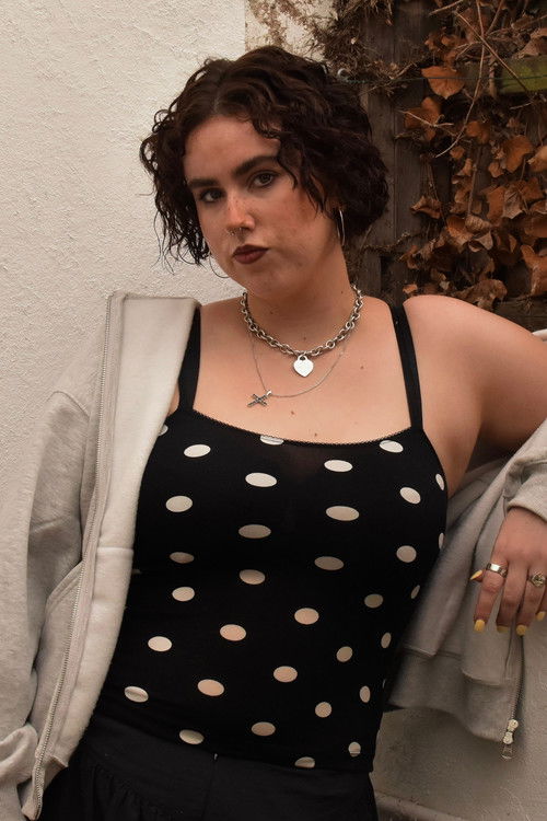 Амалиа Фарроw