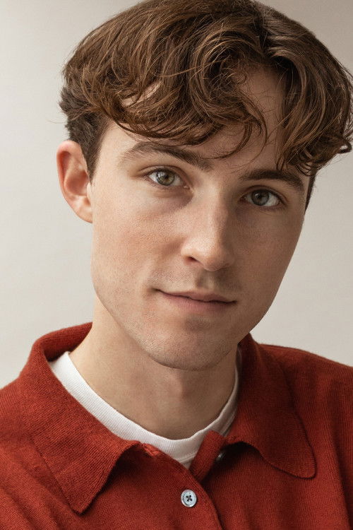 Тхом Нйхуус