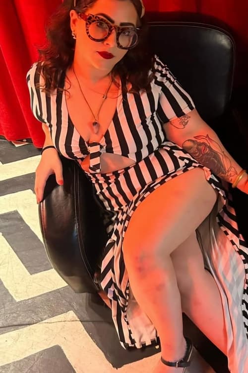 Маделине Дреw