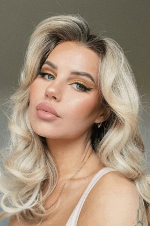 Фелициа Авеклеw