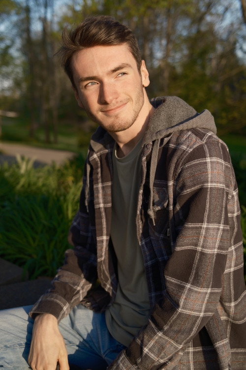 Рйан Хендерсон