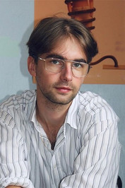 Луис Краwен