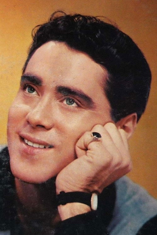 Тонй Травис