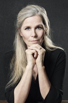 Катрíн Халл