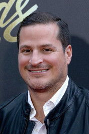 Х. Сцотт Салинас