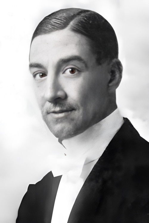 Том МцНаугхтон