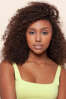 Ана Бáрбара Малаqуиас