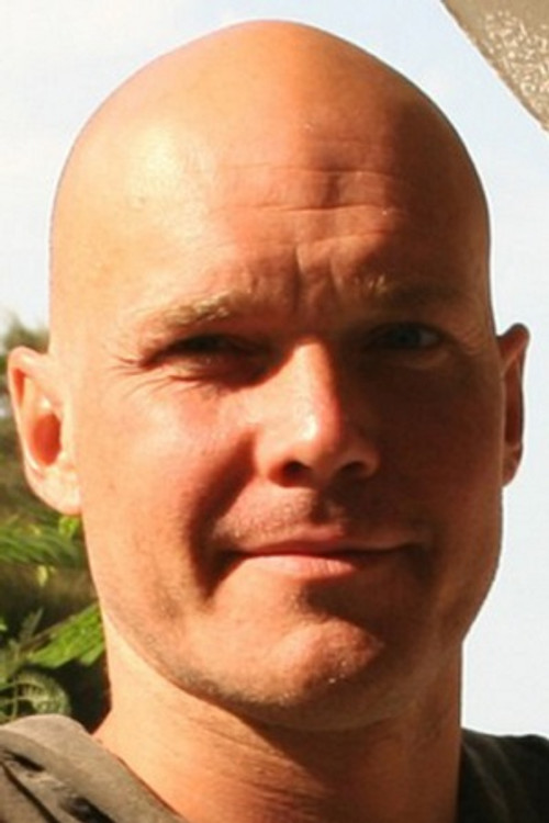 Денис Курйсхев