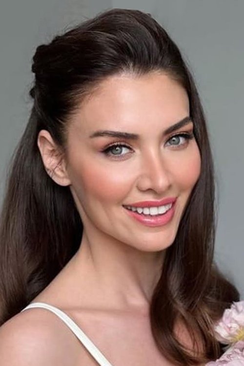 Нефисе Каратай