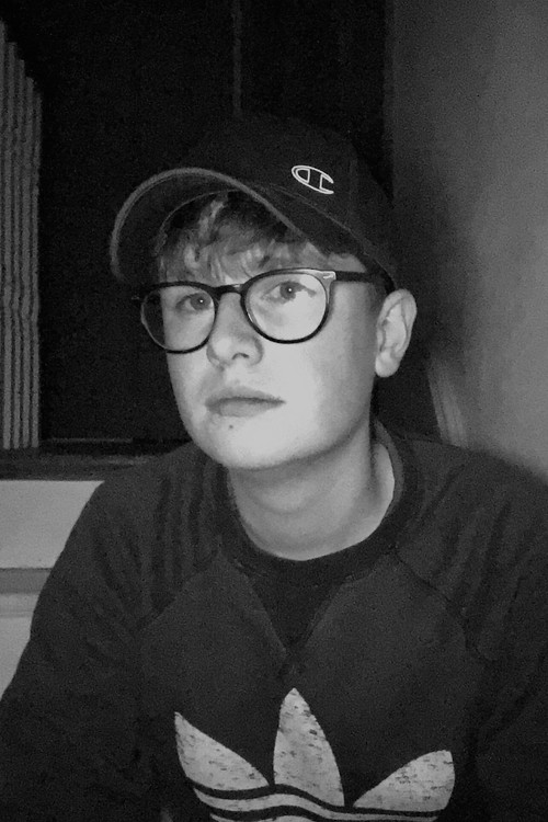 Jое Луц Аверй