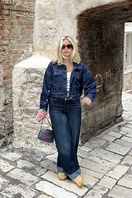 Лилй Симпсон