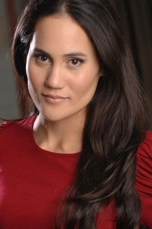 Цйнтхиа Росе Халл