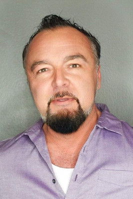 Мицхаел Jамес Алеxандер