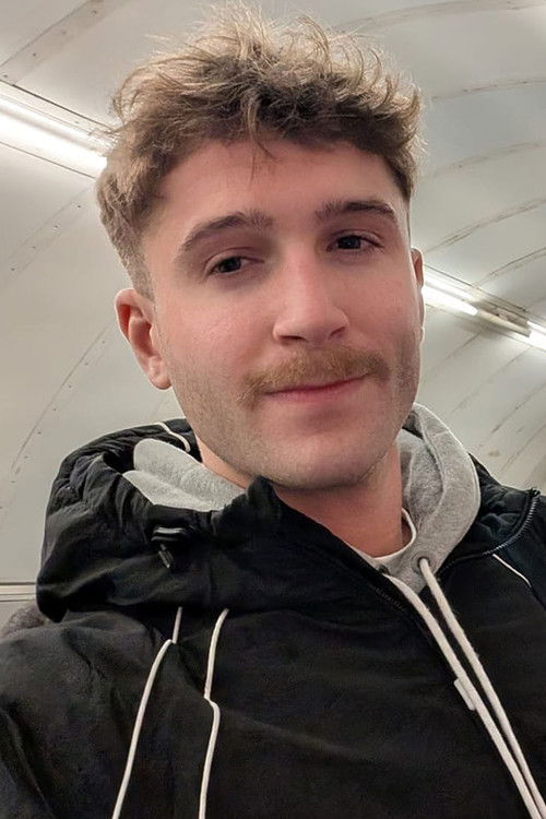 Али Кеелинг