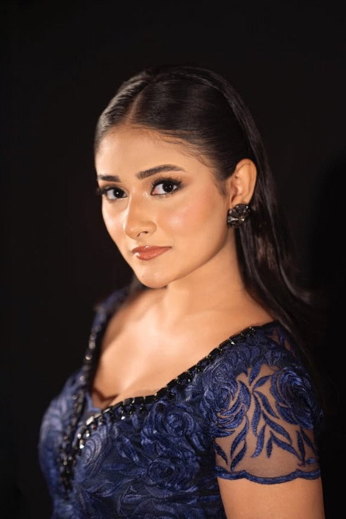 Малаика Цхоwдхурй