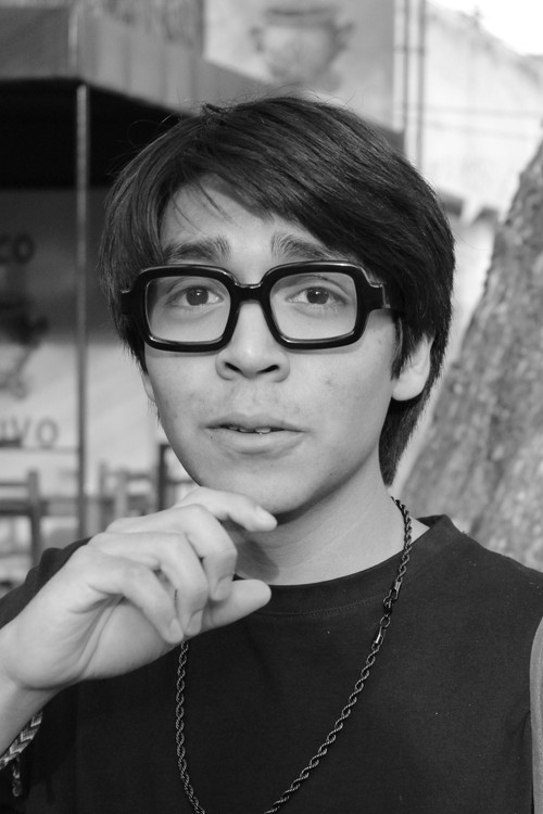 Адриáн Д. Хернáндез