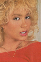 Гина Царрера