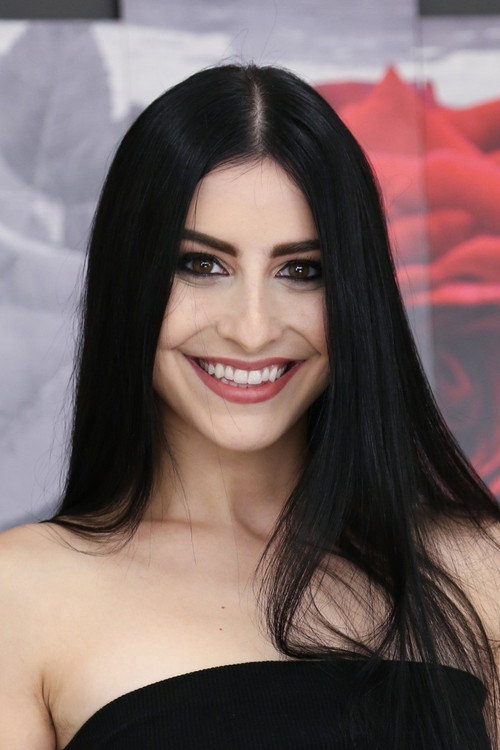 Каитлйн Катсарос