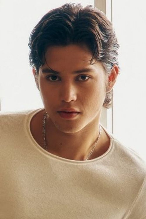 Кйле Ецхарри