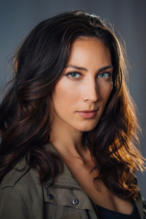 Девйн ЛаБелла