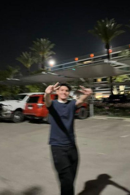 Jосхуа Гузман