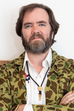 Wилл Менакер