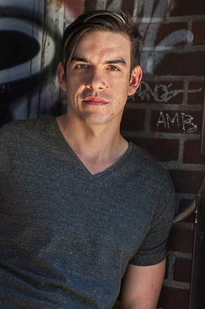 Боббй Морено