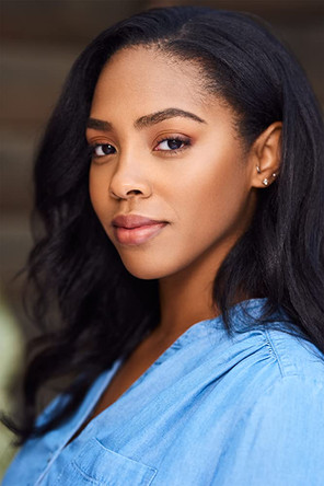 Лаурен МцЦарролл