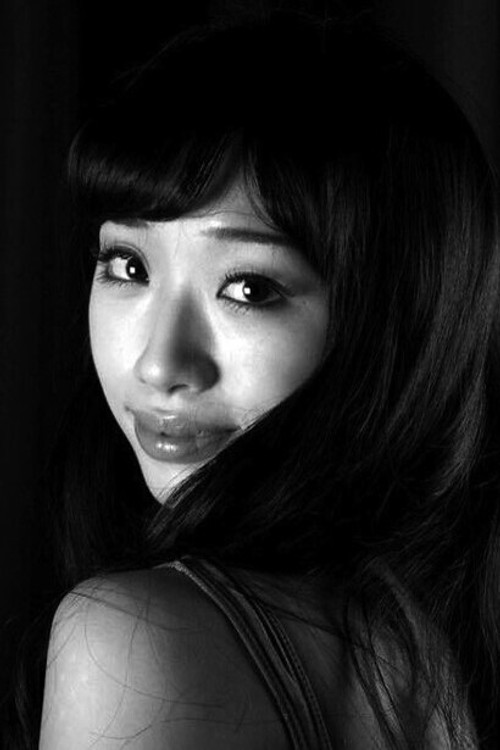 Акане Такада