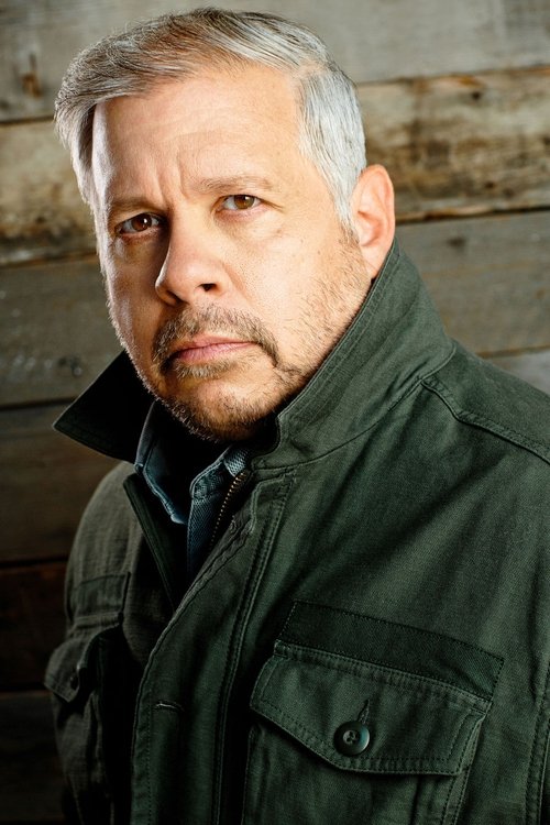 Мике Пусатери