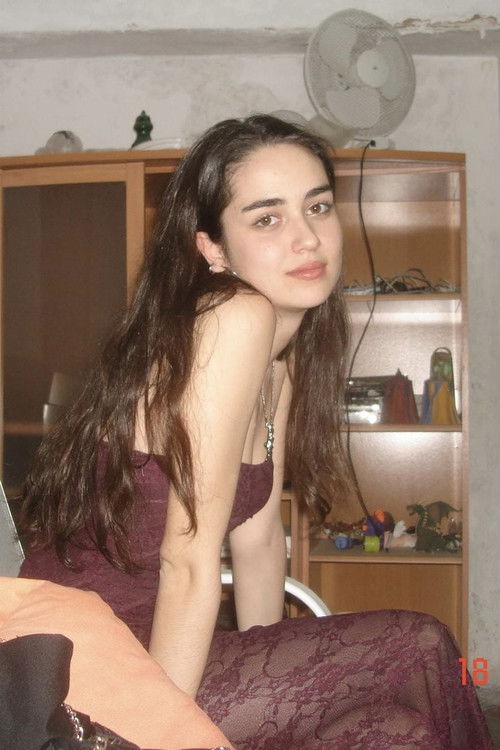 Паула Цхаин