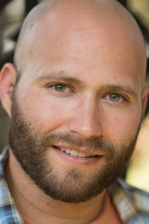 Адам Бенисх