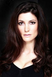  Джулия Бенсон