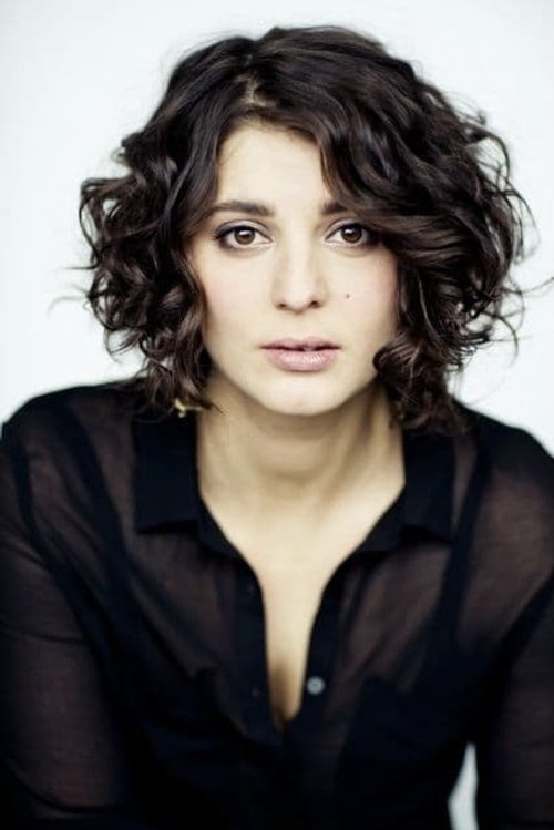 Сабрина Биссон