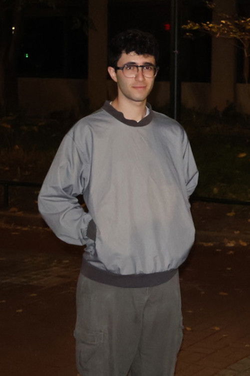 Етхан Wеисер