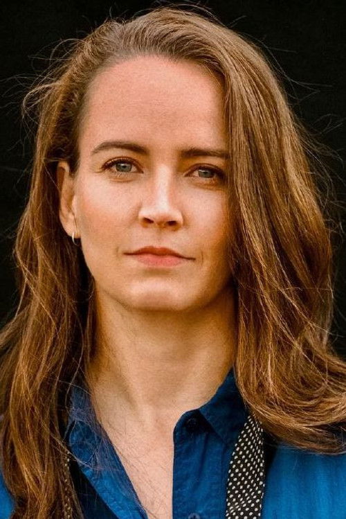 Зое Цоомбс-Марр