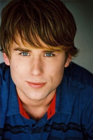 Дйлан МцКнигхт