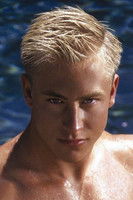 Дерек Тхомас