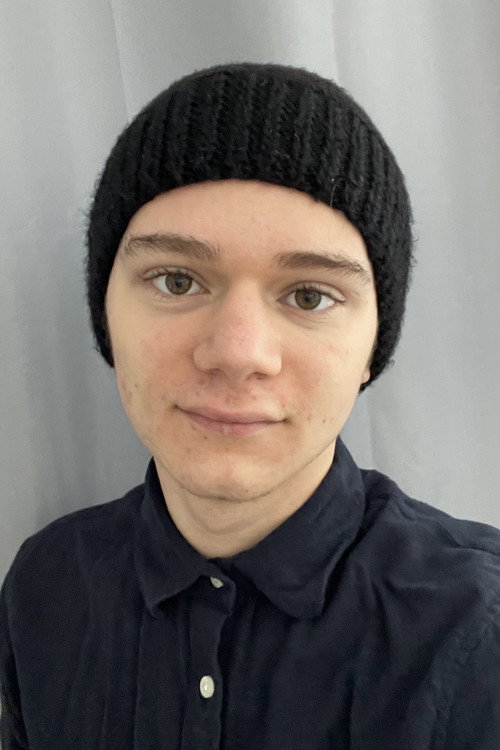 Етхан Wеигелт